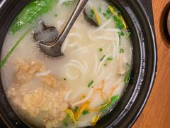 -云海肴·汽锅鸡·云南菜(天山百盛优客店)