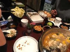 -重庆爽翻天老火锅(临平万达广场店)