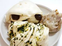 -白玉兰食品(汇联商厦店)