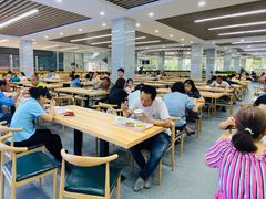 -金陵中学(河西分校)