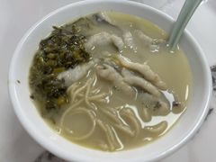 -明呈黄鱼面馆(斜土路店)