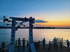 -丁香湖公园