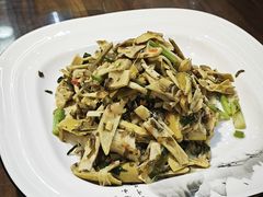 -缘来聚·徽菜名店(黄山宏村店)