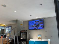 -灵芝妹子海鲜米线(劳动公园店)