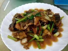 -湘里湘亲饭店(闸坡店)