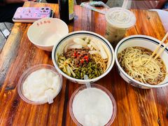 -李易面馆(树木岭店)