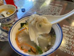 鲜肉馄饨-长人馄饨铺(解放街店)