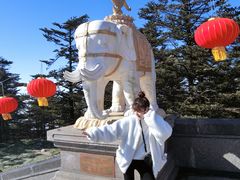 -峨嵋山金顶