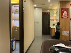 -有红鸡毛店·川菜(建设路店)