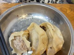 -黄阿姨锅贴大王(万航渡路店)