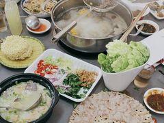 -官塘陈记鱼生·潮汕砂锅粥·牛肉火锅(潮枫路总店)