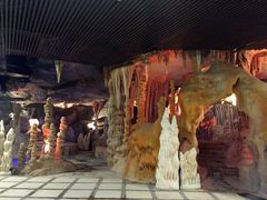 -泉城欧乐堡戏水湾艺术养生温泉