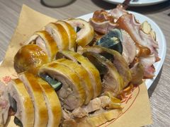 -六泰居·尔滨地标·东北菜(泰山路店)