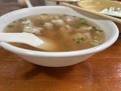 -张阿三馄饨店