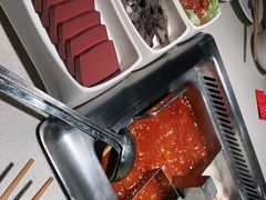 -海底捞火锅鲜切牛肉主题店(长寿路店)
