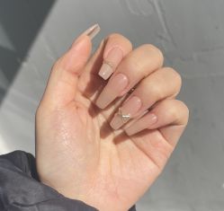 -晨·艺美甲美睫