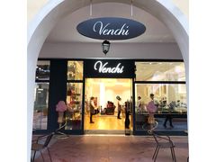 门面-VENCHI 闻绮(上海佛罗伦萨小镇店)