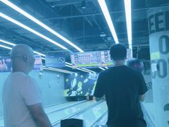 -世代星球·保龄球·镭战真人CS·团建(杨浦店)