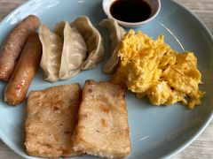 -必胜客(证大大拇指店)