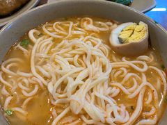 -亮亮面馆(经六路店)