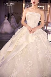 -Lady  Jane高端婚纱礼服馆