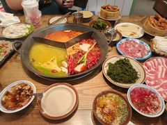 -巴卤社老火锅(财富店)