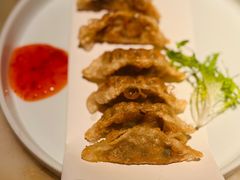 铁板煎饺-虫二酒肆(美罗城店)