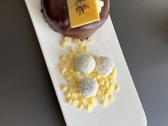 -上海漕河泾万丽酒店