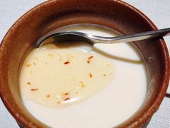 鲜果蜂蜜自制乳酪-悦融琥珀·京鲁菜·海味珍品(西单店)