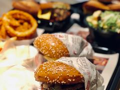 -The Habit Burger Grill 哈比特汉堡(复兴soho店)