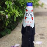 樱花季怎么少得了嘉士伯1664桃红啤🥂