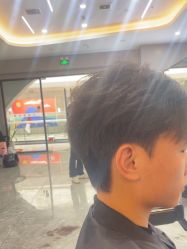 -丝语萱形象