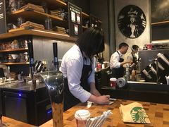 -星巴克臻选(成都太古里店)
