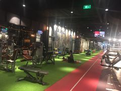 -VLines耀能运动24小时·月付制健身(京广桥店)