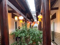 -唔呶喔哩酒家(生产街店)