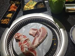 -烤路里·韩国品质自助烤肉(石路天虹4号店)