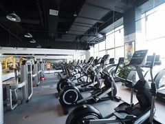 -健变健身俱乐部(前海天虹商场店)