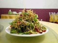 -明月食府(二区干二路店)