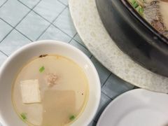 -土砂锅生态山庄·非遗砂锅雅鱼