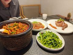 -万重锦·人文川菜馆(骡马市店)