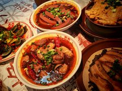 -耙吉吉川味小酒馆(本地人回头店)
