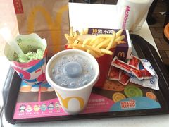 -麦当劳(湛江大厦店)