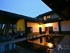 -崇阳三特浪口温泉