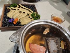 -一叶一世界•素食餐厅(新光天地店)