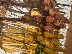 -聚串门儿·东北烧烤(信义坊店)