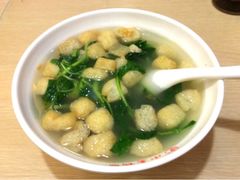 油豆腐粉丝汤-小姜锅贴(凤凰街店)