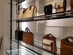 -BURBERRY(上海港汇恒隆广场店)