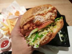 -The Habit Burger Grill 哈比特汉堡(复兴soho店)