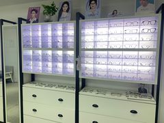 -造寸眼镜·蔡司官方授权店(东门店)