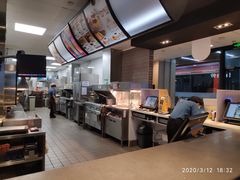 -麦当劳(三亚凤凰机场店)